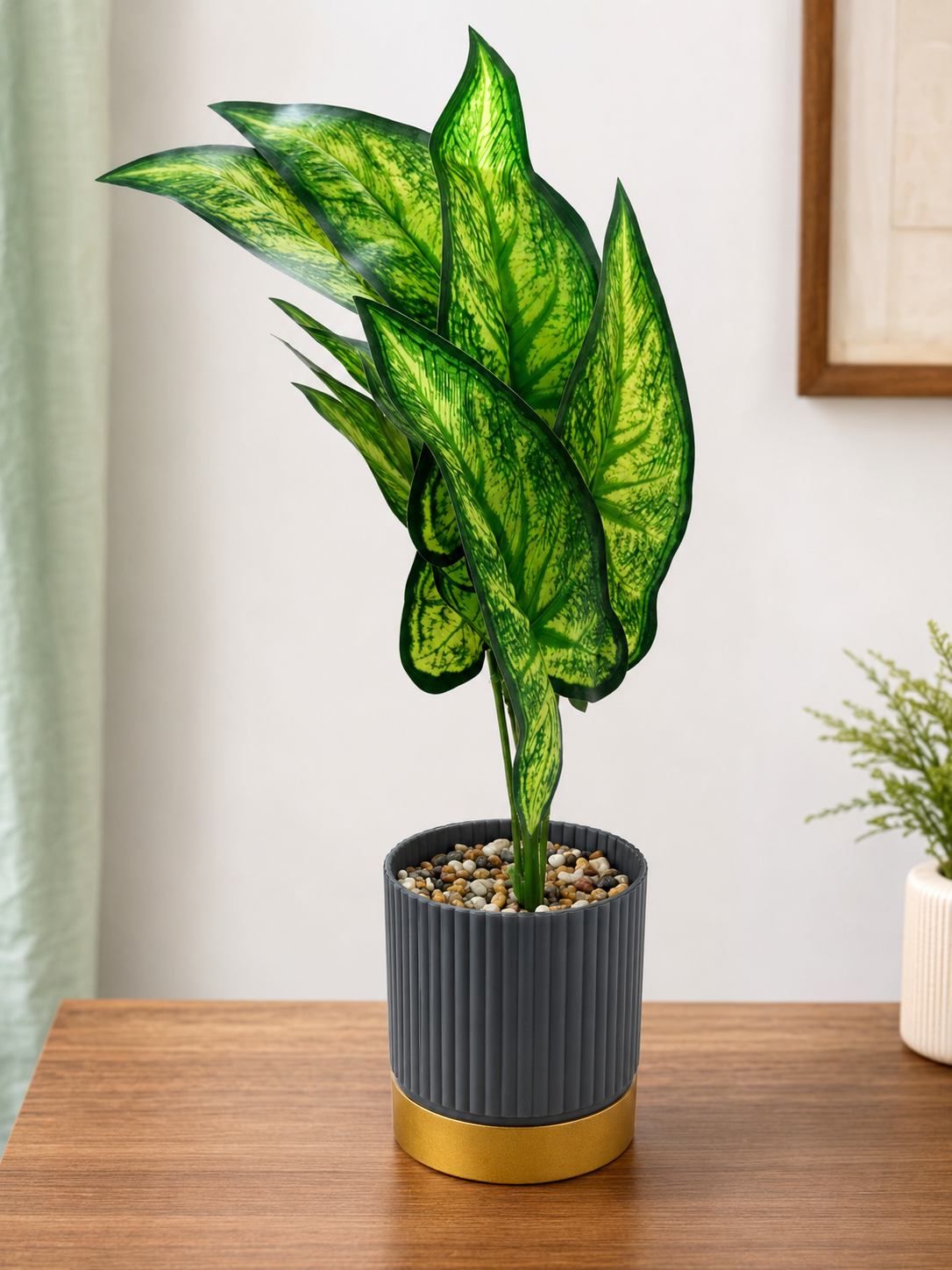 Artifical Green Plant with Designer Pot